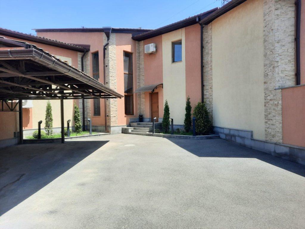 Hotel La Defense 4*